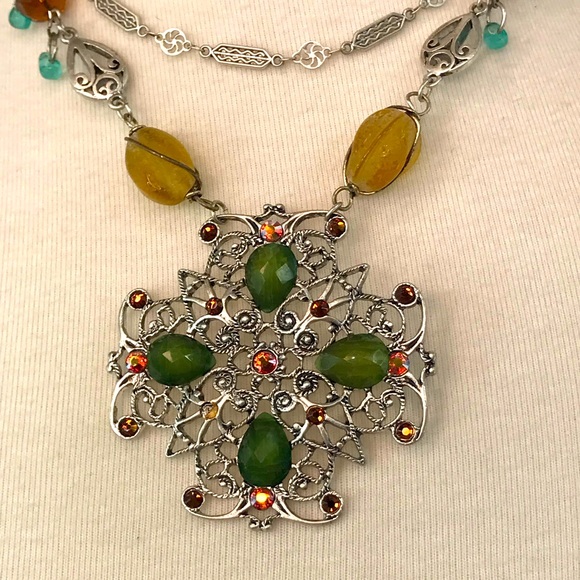 Chico's Silver Tone Green Yellow Tan Amber Stone Emblem Statement Necklace - Picture 2 of 12